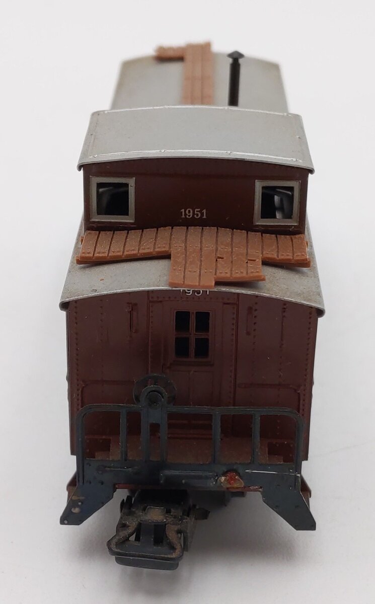 Marklin 4570 HO Scale AT&SF Caboose #1951 EX/Box