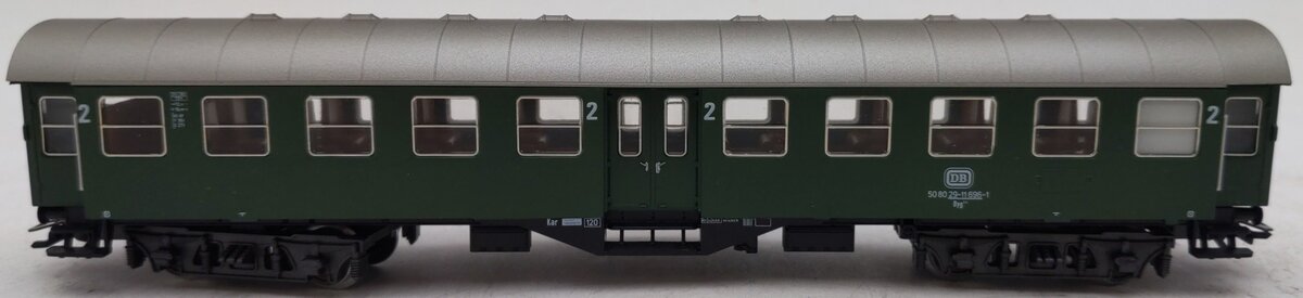 Marklin 4132 HO German Federal Railroad (DB) Passenger Car#50 80 29-11 696-1 EX/Box