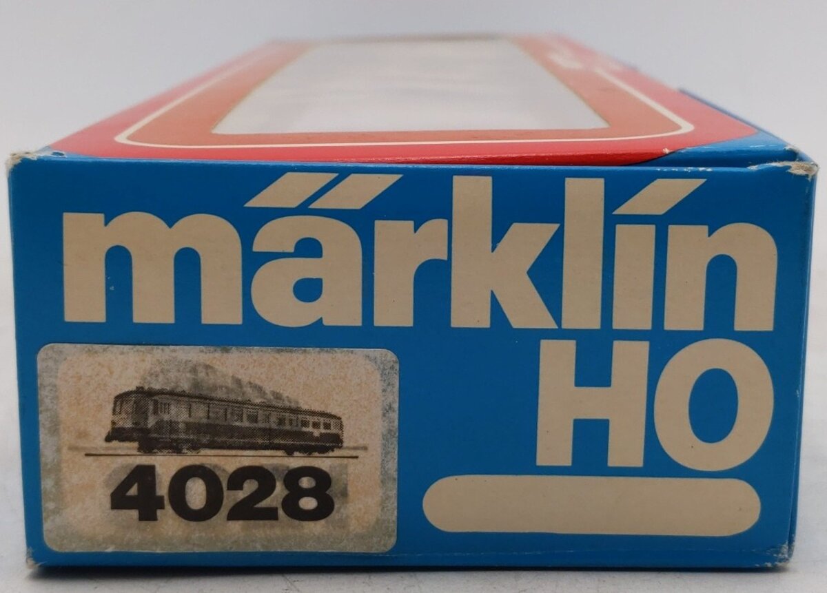 Marklin 4028 HO Scale DB #2 Passenger Car EX/Box