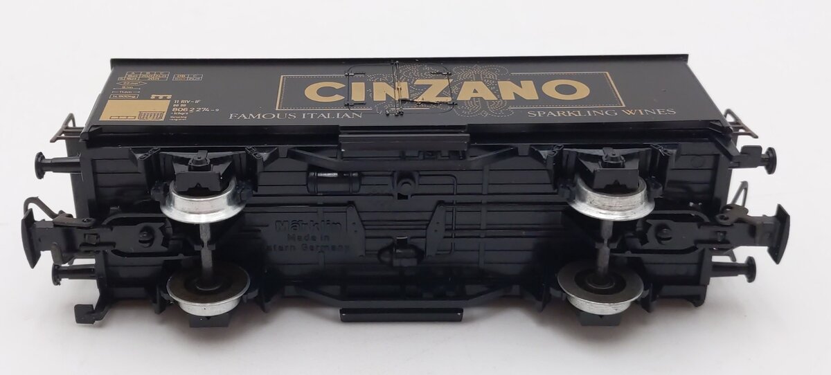 Marklin 4415-86034 Cinzano Famous Italian Sparkling Wines Reefer Car LN/Box