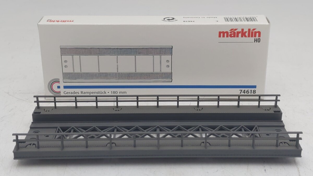 Marklin 74618 HO Scale Straight Ramp LN/Box
