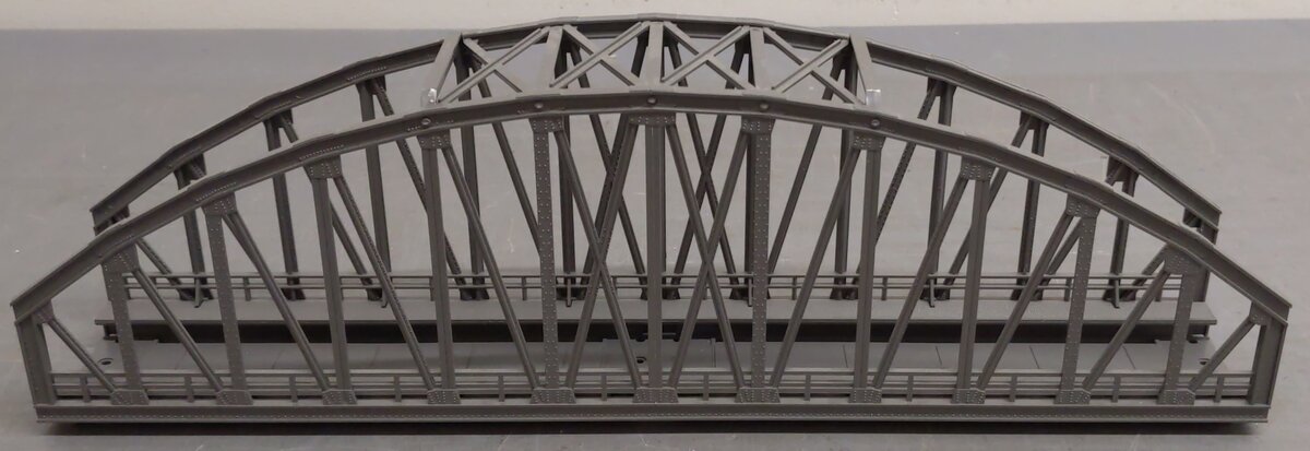 Marklin 74636 C Track 14-3/16 Track Arched Bridge EX/Box
