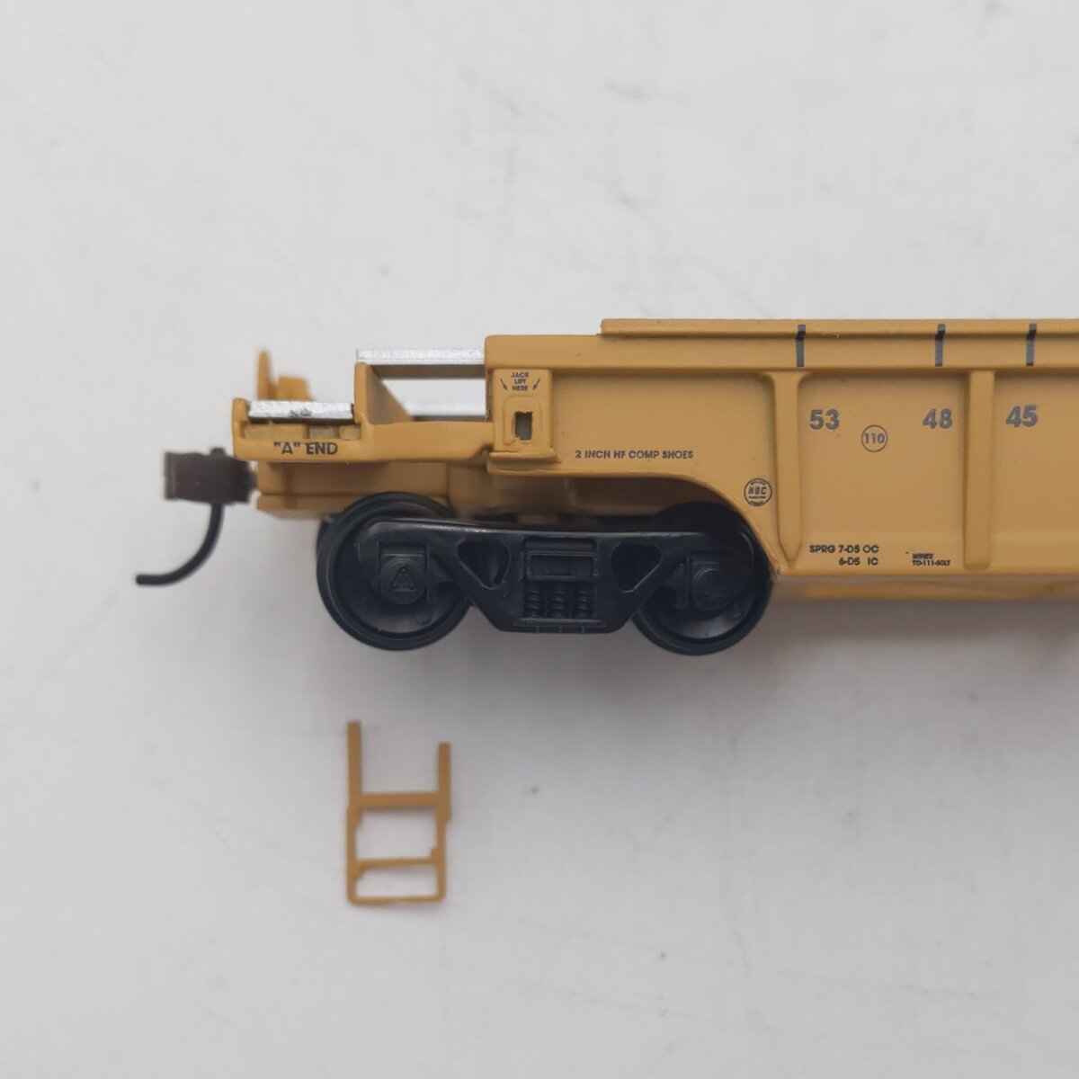 Walthers 932-3942 HO Scale TTX NSC 53' Well Cars #620630 (Set of 3) EX/Box