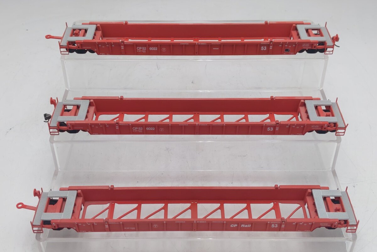 Walthers 932-3944 HO Canadian Pacific NSC 3-Unit 53' Well Car #526022 (Set of 3) LN/Box