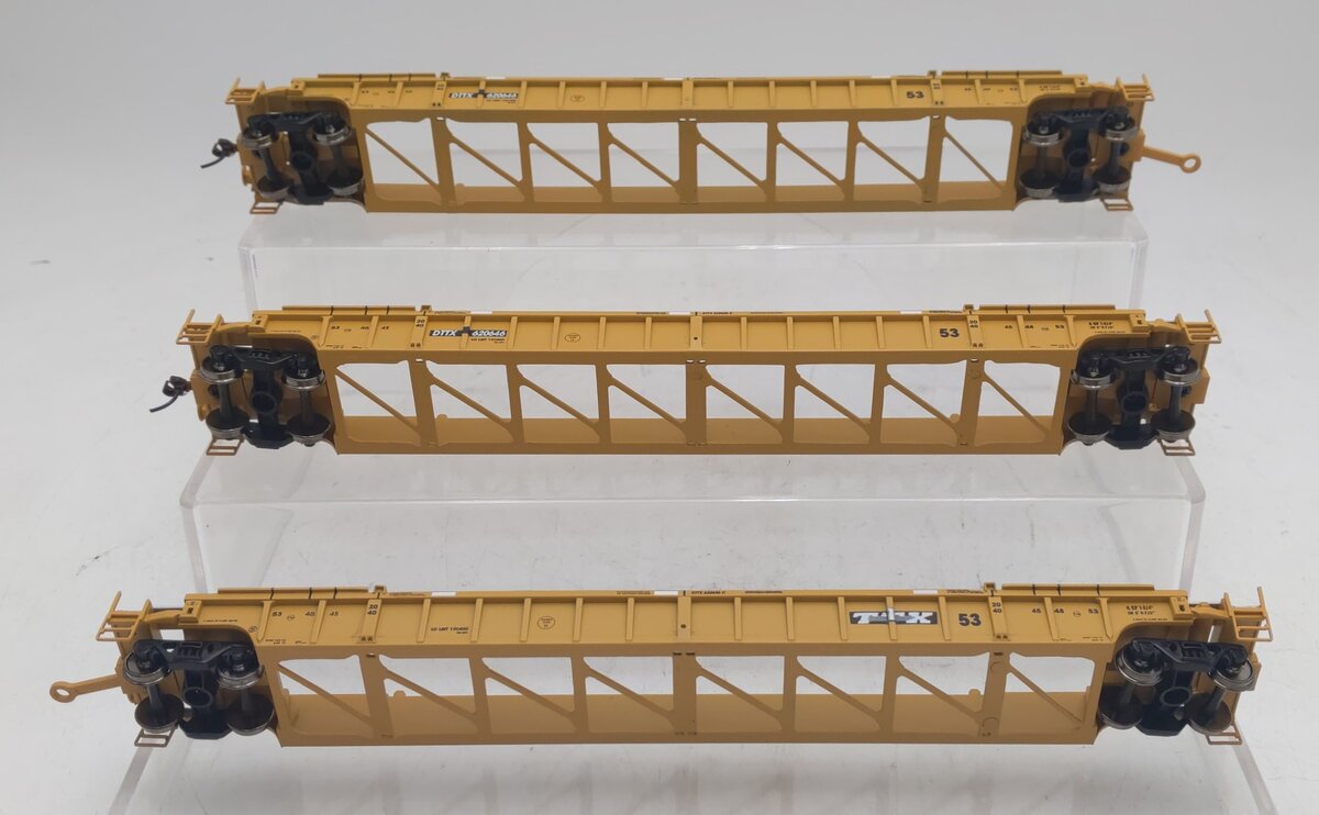 Walthers 932-3950 HO Scale TTX NSC 53' Well Cars #620646 (Set of 3) EX/Box