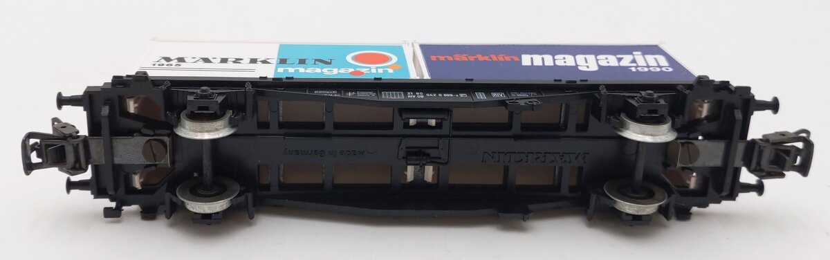 Marklin 84670 HO Scale Flat Car w/Two Containers EX/Box