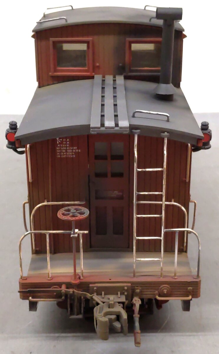 AMS AM33-011 1:20.3 Scale Custom Weathered D&RGW Moffet Logo Short Caboose/Box