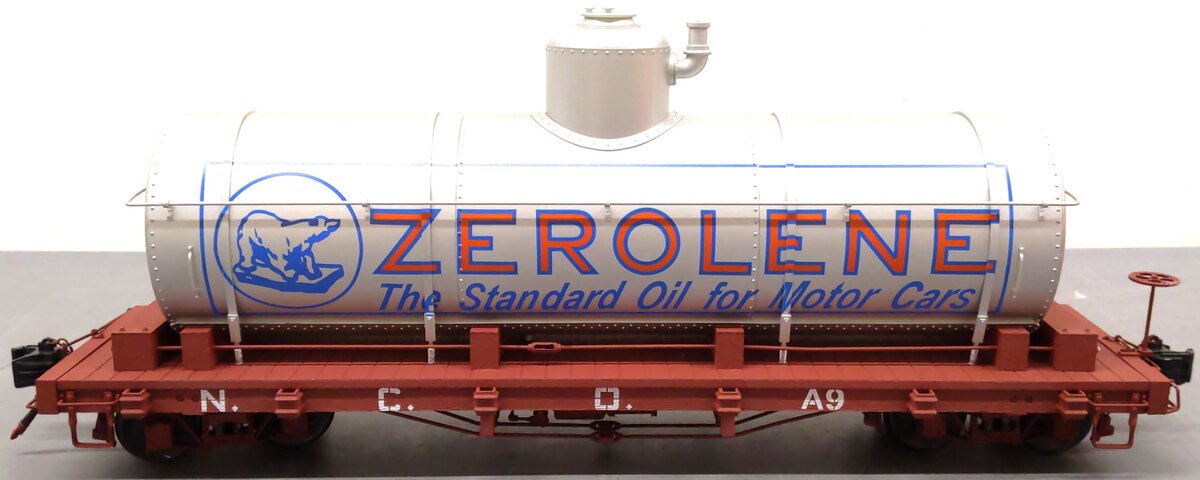 AMS AM208-01 Tank Car - N.C.O. Zerolene #A9 - Metal Wheels EX/Box