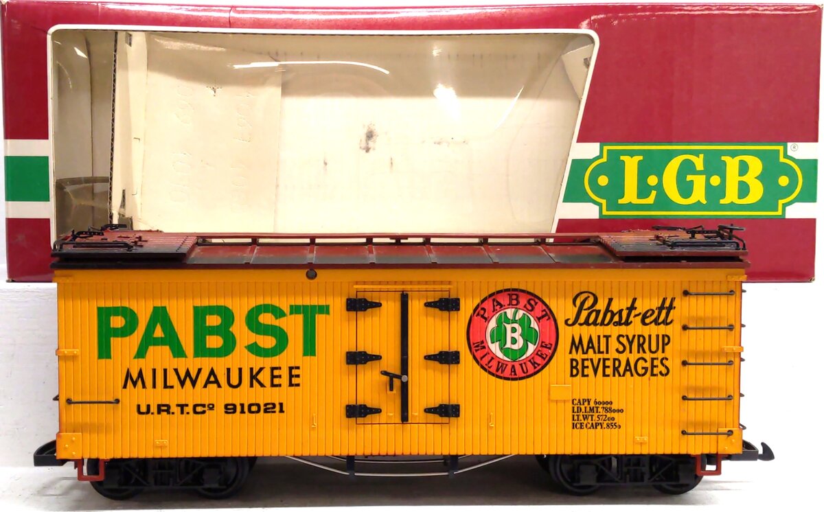 LGB 4074 G Scale Pabst Milwaukee Reefer #91021 EX/Box