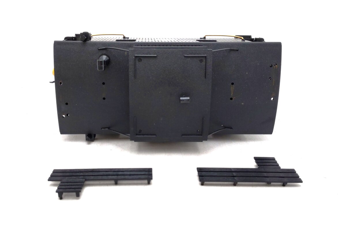 LGB 4065 G Scale Rio Grande Center Cupola Caboose (Black) EX/Box