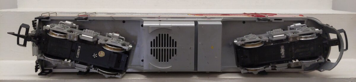 LGB 20570 G Scale Santa Fe EMD F7 Diesel Locomotive #329 VG/Box