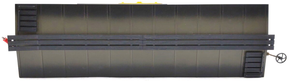 LGB 4268S Yellow Cattle Sounds Stock Car EX/Box