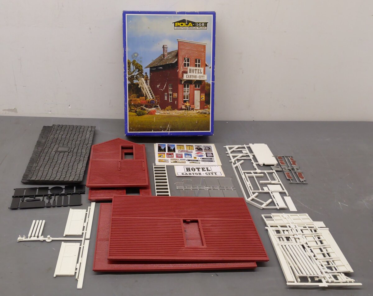Pola 924 G Scale Hotel Canyon City Building Kit EX/Box