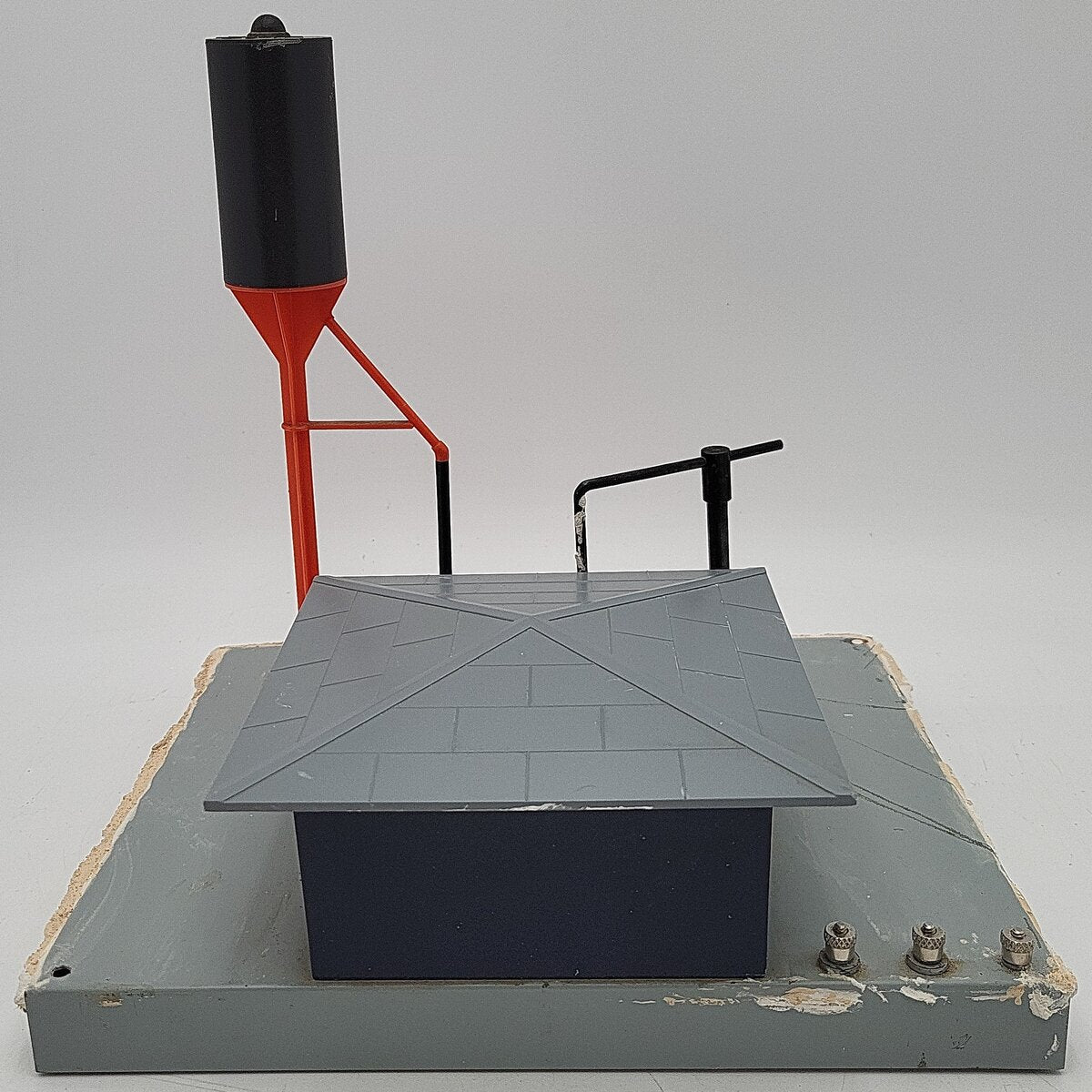 Lionel 6-12701 O Gauge Operating Diesel Fueling Station VG