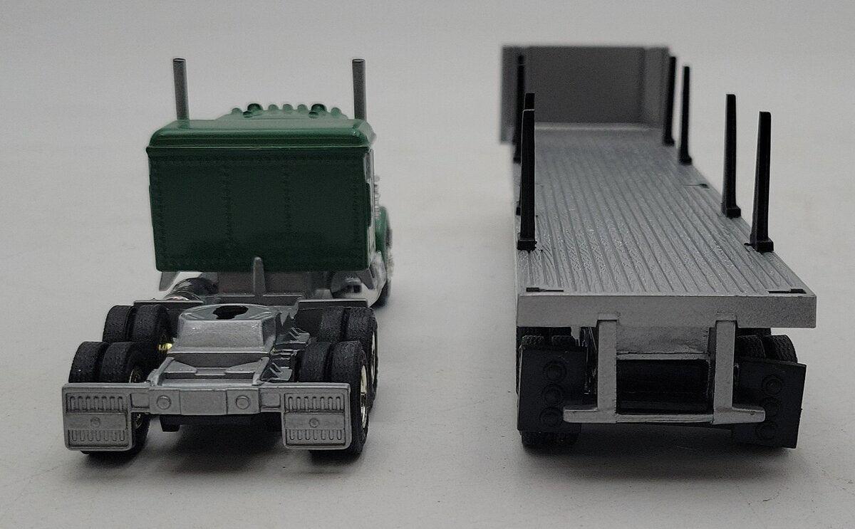 Lionel 6-12806 O Gauge Lionelville Lumber Inc Tractor Trailer Truck EX/Box