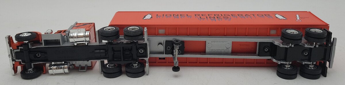 Lionel 6-12891 O Gauge Lionel Lines Refrigerator Tractor And Trailer EX/Box