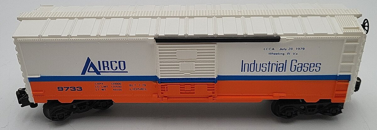 Lionel 6-9733 O Gauge Airco LCCA Boxcar with Tank EX/Box