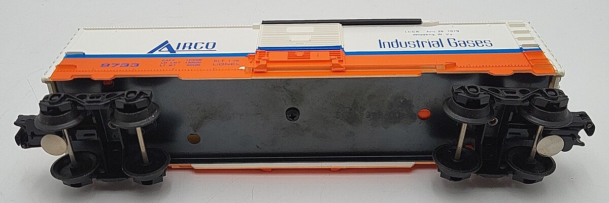 Lionel 6-9733 O Gauge Airco LCCA Boxcar with Tank EX/Box