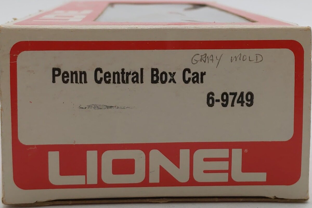 Lionel 6-9749 O Gauge Penn Central Boxcar #9749 EX/Box