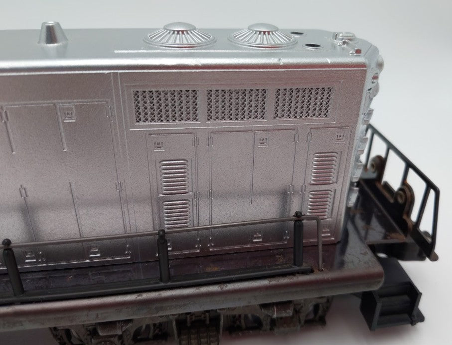Lionel O Gauge MPC Undecorated Silver Non-Powered GP7 Diesel Engine (Custom) VG