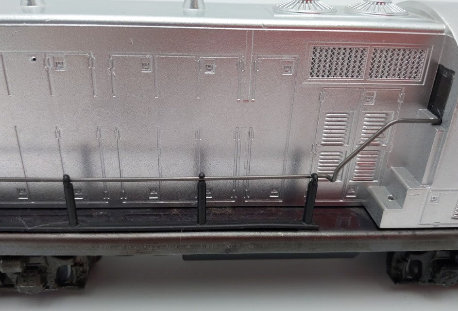 Lionel O Gauge MPC Undecorated Silver Non-Powered GP7 Diesel Engine (Custom) VG
