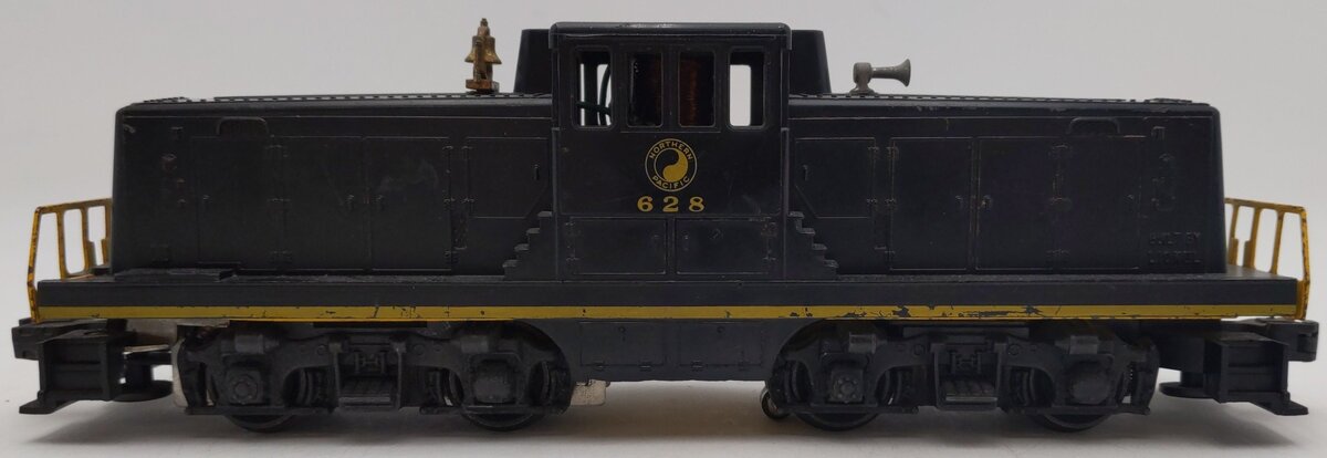 Lionel 628 VIntage O Northern Pacific 44 Ton Diesel Locomotive VG