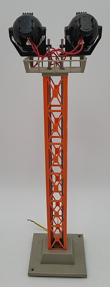 Lionel 6-2314 O Gauge Operating Searchlight Tower EX/Box