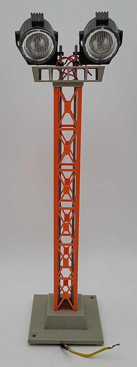 Lionel 6-2314 O Gauge Operating Searchlight Tower EX/Box