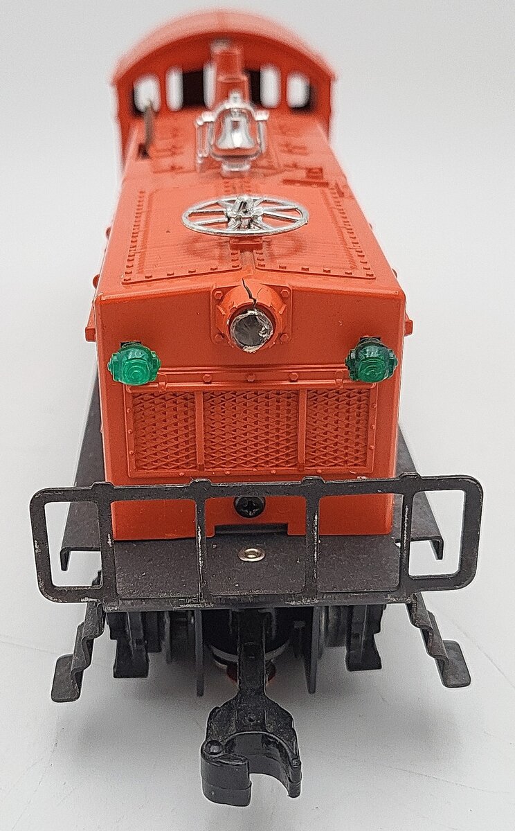 Lionel 6-8111 O Gauge DT&I NW-2 Switcher Diesel Locomotive EX