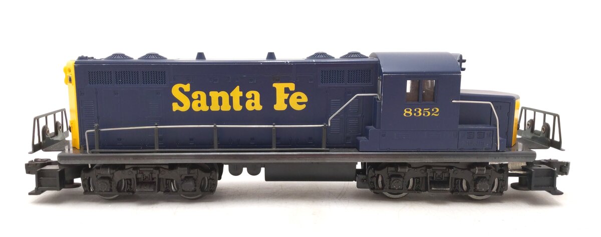 Lionel 6-8352 O Gauge Santa Fe GP-20 Powered Diesel Locomotive #8352 EX