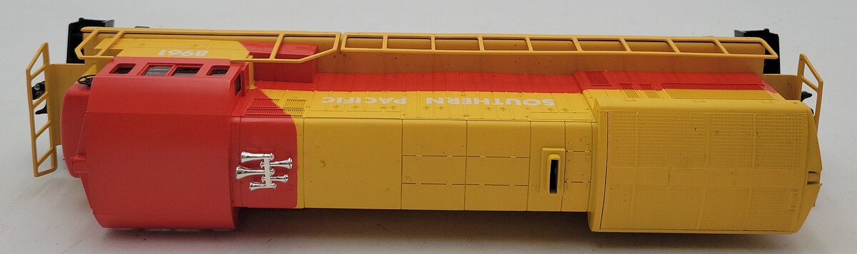 Lionel 6-8961 O Southern Pacific U36C Non-Powered Diesel Locomotive #8961 EX/Box