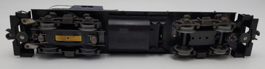 Lionel 6-8352 O Gauge Santa Fe GP-20 Powered Diesel Locomotive #8352
