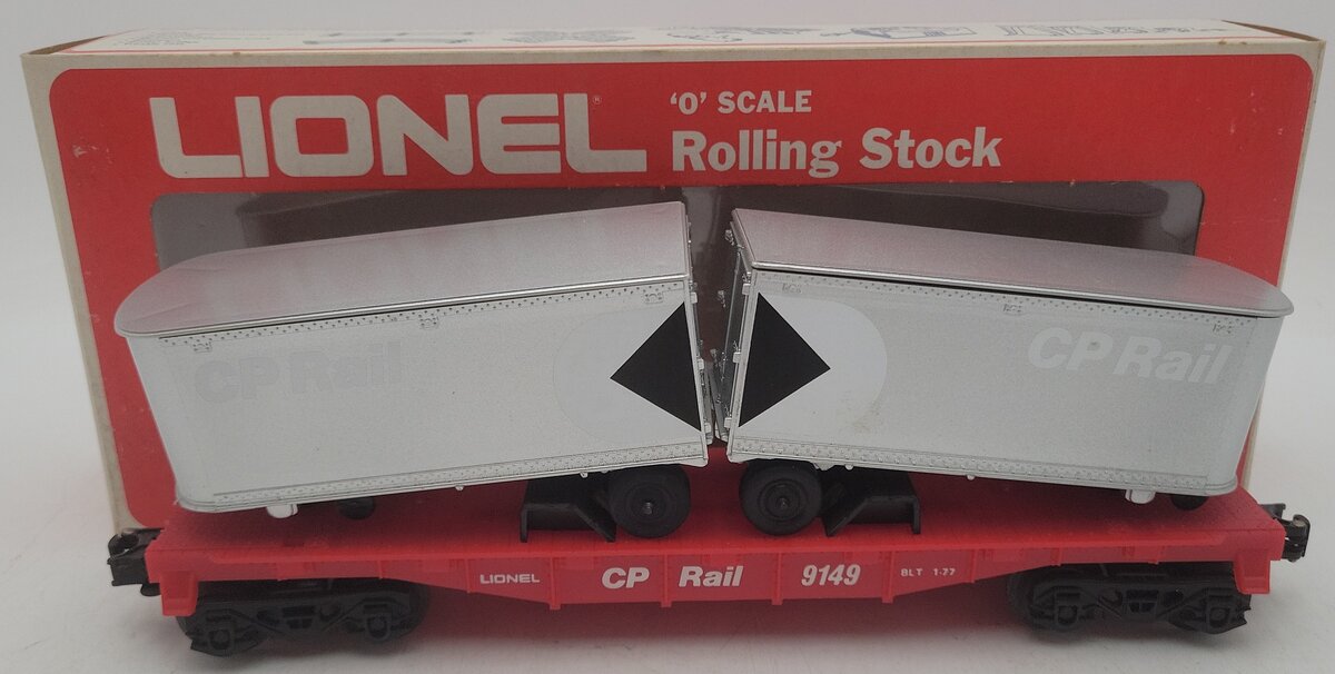 Lionel 6-9149 O Gauge CP Rail Flatcar with Piggyback Vans EX/Box