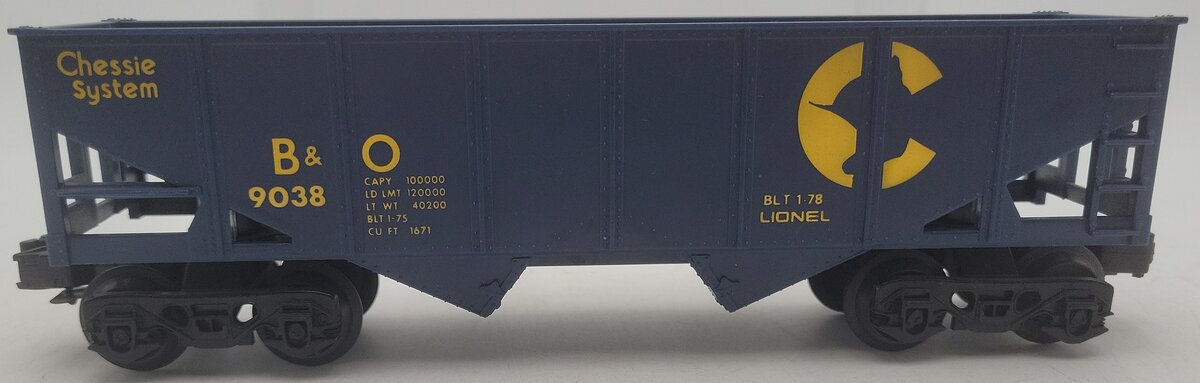 Lionel 6-9038 O Gauge Chessie Short 2-Bay Hopper Car #9038 VG