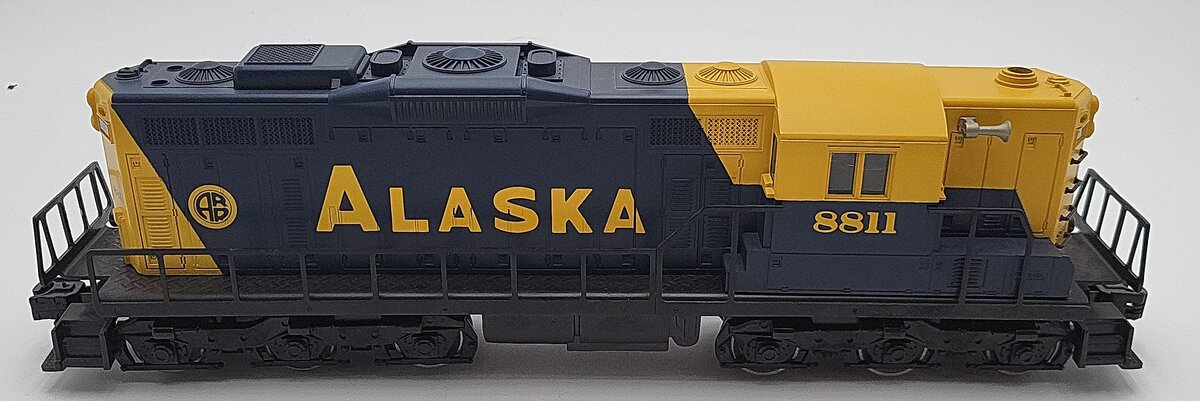 Lionel 6-18811 O Gauge Alaska SD-9 Diesel Engine #8811 EX/Box