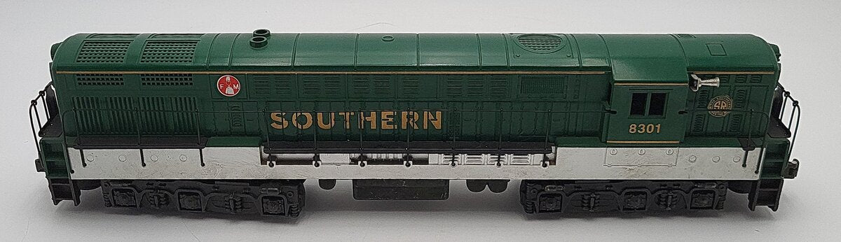 Lionel 6-18301 O Gauge Southern Fairbanks Morse Trainmaster Diesel Locomotive EX/Box