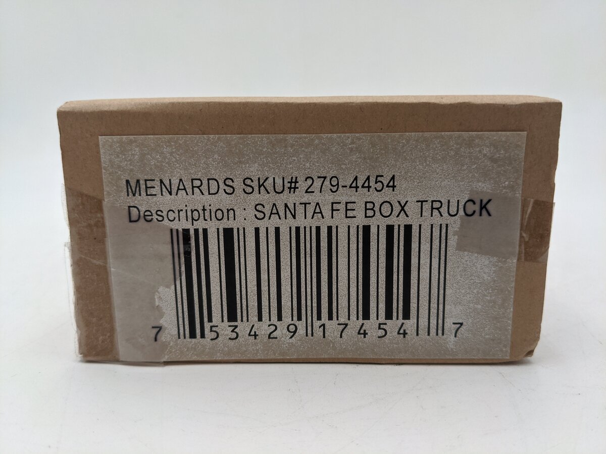 Menards 279-4454 1:43 Scale Diecast Santa Fe Box Truck EX/Box