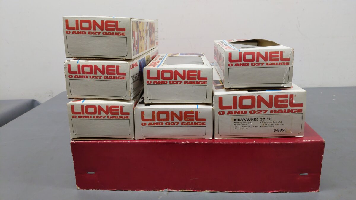 Lionel 6-1867 O Gauge Milwaukee Road Limited Set VG/Box