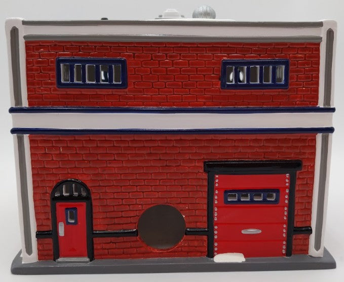 Dept 56 54947 The Original Snow Village Lionel Electric Train Shop EX/Box