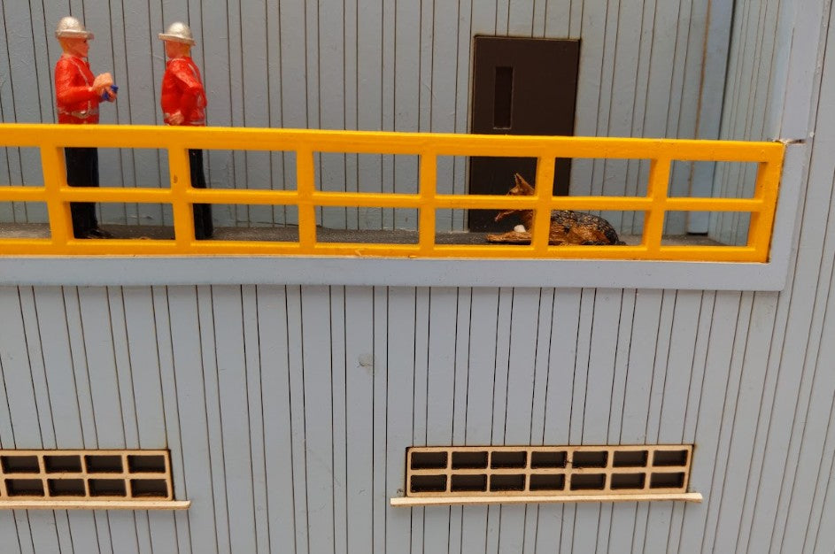 Menards 279-3860 O Scale Pepsi Bottling Plant EX