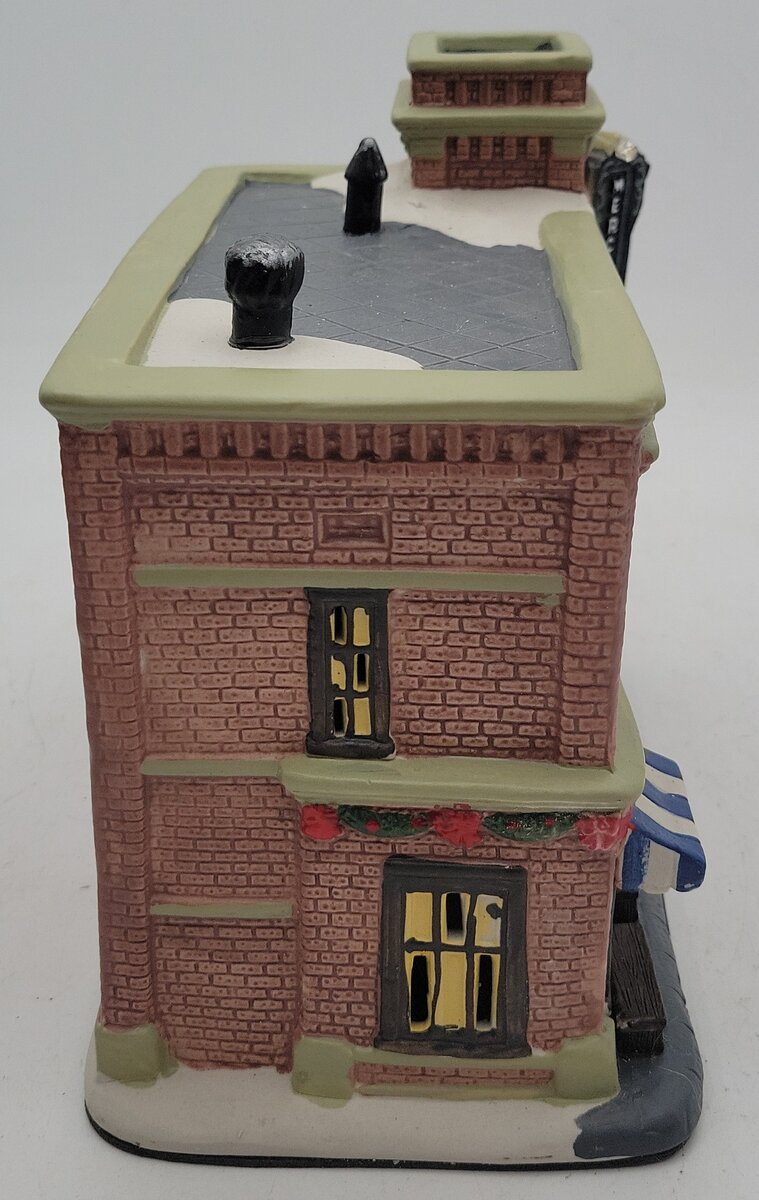 The Pioneer Woman Holiday 19 Mercantile LN/Box