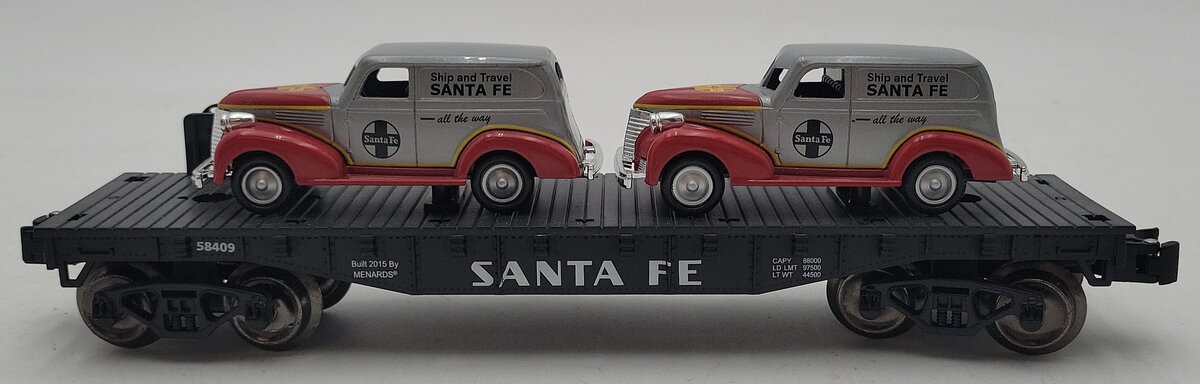 Menards 279-3053 Santa Fe Warbonnet Flatcar with Two Panel Cars #58409 LN