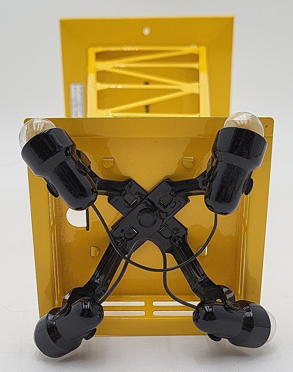 MTH 395 O Scale Floodlight Tower EX
