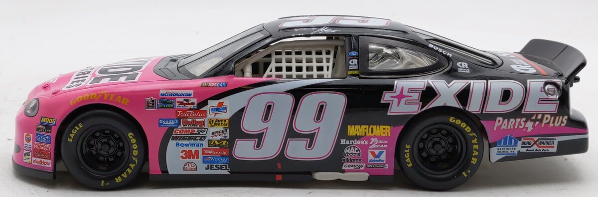 Hot Wheels 1:24 Exide Batteries Ford Taurus Diecast NASCAR #99 EX/Box