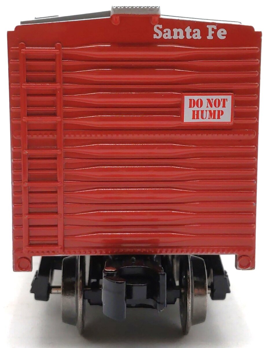 Menards 279-3830 O Gauge Santa Fe Boxcar #4040 EX/Box