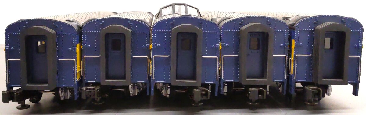 MTH 20-6518 O Alaska Railroad 70' Streamlined Passenger Car Set (Set of 5) LN/Box