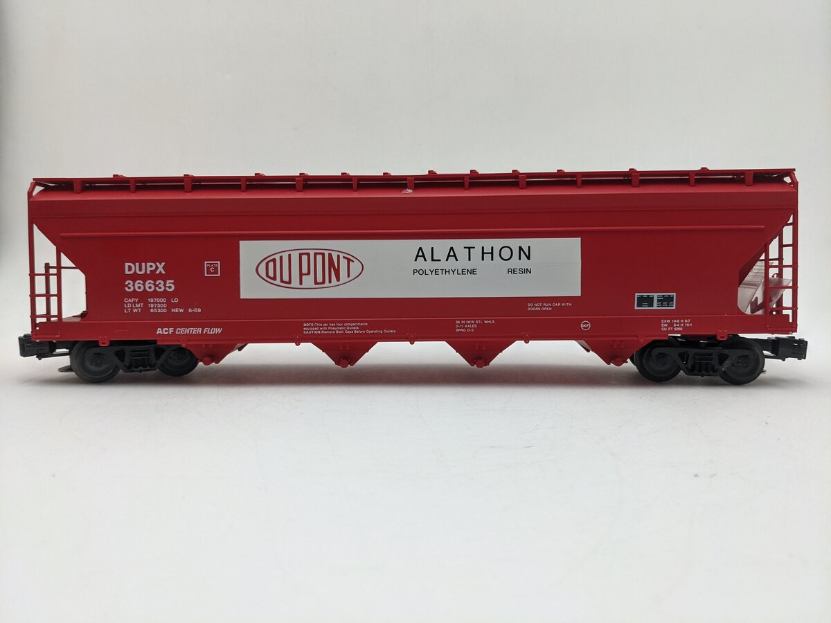 Weaver 2076 O Gauge Dupont 4-Bay Covered Hopper #36635 EX/Box