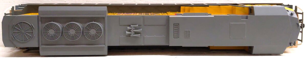 Williams 21816 O Gauge Union Pacific Heritage SD-90 Powered Locomotive #8309 LN/Box