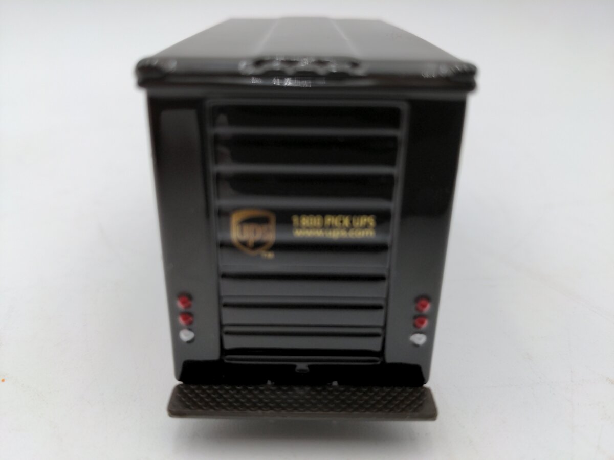 Staples N105082 Diecast Worldwide Services UPS Truck EX/Box