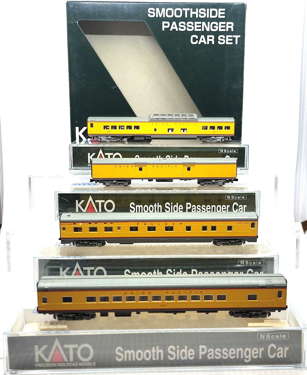 Kato 106-1101 N Scale Union Pacific 4-Car Passenger Set (Set B) EX/Box